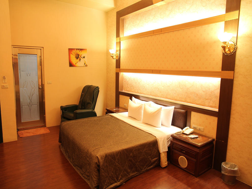 Fukun 5 Motel Jiaoxi Zimmer foto